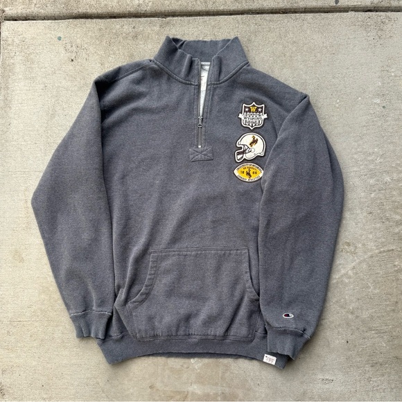 Wyoming Cowboys Football Sweater. - Picture 1 of 5